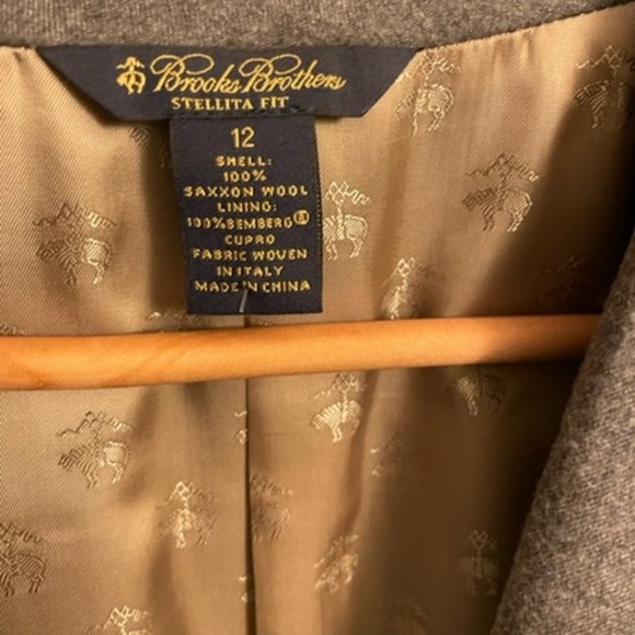 ** host pick** Brooks Brothers Women's Two-Piece Suit, 12 - Picture 2 of 12